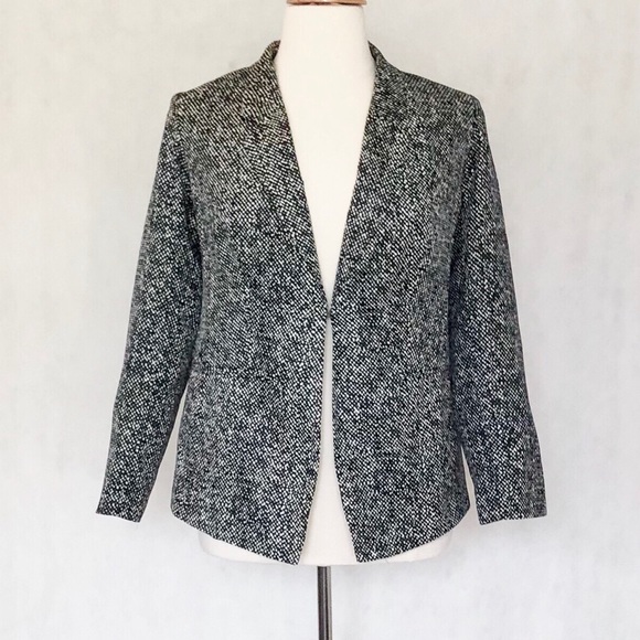 Eloquii Jackets & Blazers - Eloquii Black & White Pattern Blazer
